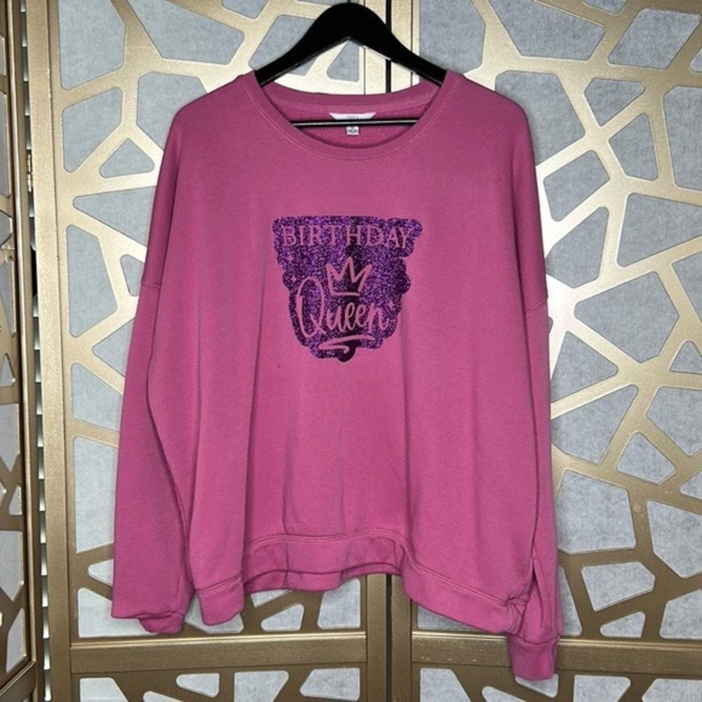 Happy Birthday Queen‎ Sweater Long Sleeve Top